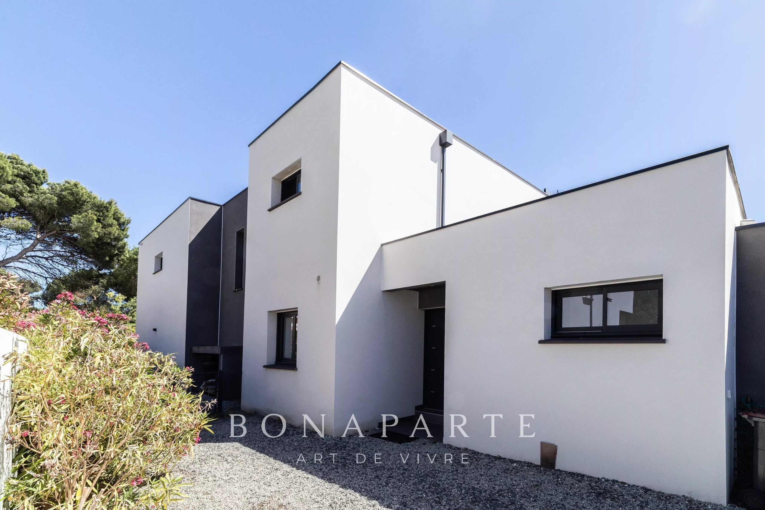 Villa de prestige 4 chambres avec dépendance – 800 m de la mer – Grau d'Agde